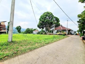Tanah Pinggir Jalan Kolmas