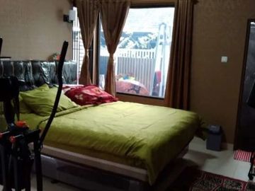 Dijual Runag 3 Lantai Taman Harapan Baru Medan Satria
