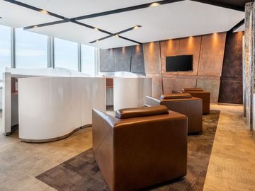 Private office space tailored to your business’ unique needs in Regus Ciputra World