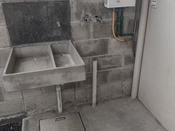 Linda casa en condominio con Alberca