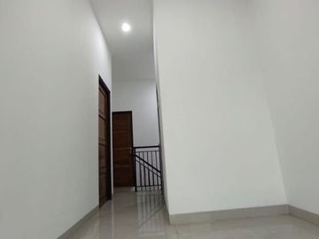 Rumah siap huni murah bebas banjir di cipinang jakarta timur
