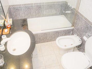 VENTA DUPLEX EN LAS CAÑITAS 129 METROS