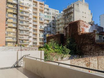 VENTA DUPLEX EN LAS CAÑITAS 129 METROS