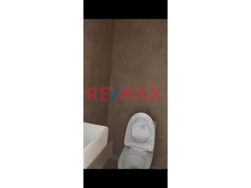 🌟 ¡Descubre la elegancia y comodidad en Miraflores! 🌟

Presentamos un exclusivo departamento duplex a estrenar, ubicado en la prestigiosa zona de Mi