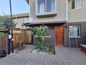 Casa en venta de 3D/3B en Puente Alto, H.Conquistadores