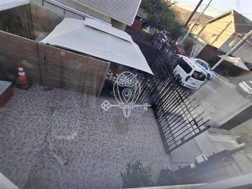 Casa en venta de 3D/3B en Puente Alto, H.Conquistadores