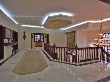 Residencia de lujo Santa anita Club de Gof Zona Sur