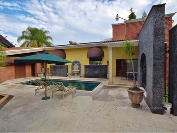 Residencia de lujo Santa anita Club de Gof Zona Sur