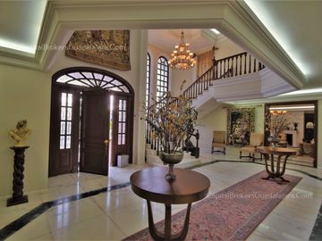 Residencia de lujo Santa anita Club de Gof Zona Sur
