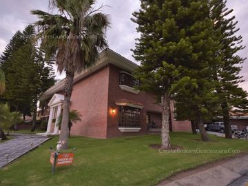 Residencia de lujo Santa anita Club de Gof Zona Sur