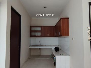 Disewakan Rumah Semi Furnished Di Discovery Bintaro