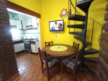 Venta P H  5 Amb. en 2 Ptas. en Ramos Mejía - Muy Buen Estado y Ubicación