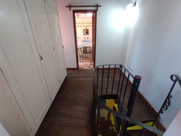 Venta P H  5 Amb. en 2 Ptas. en Ramos Mejía - Muy Buen Estado y Ubicación