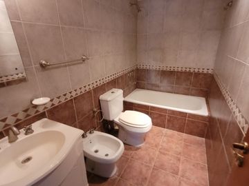 Duplex en venta en Haedo Norte