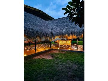 VENDO ESPECTACULAR CABAÑA, 3 HABITACIONES, SABANA GRANDE