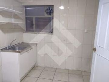 Moneda/ Miraflores. Departamento de 90m² , living comedor a...