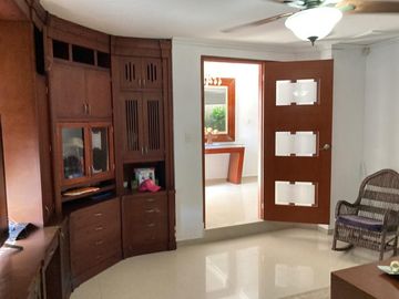 casa en arriendo/venta en la cumbre. Cod V10118