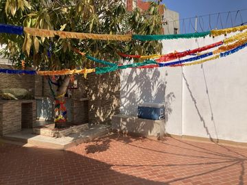 casa en arriendo/venta en la cumbre. Cod V10118