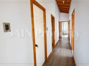 Casa Con Amplio Terreno Y Galpón De 225 M2 En Quillón