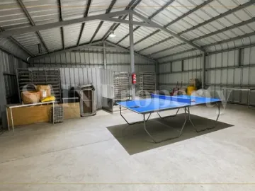 Casa Con Amplio Terreno Y Galpón De 225 M2 En Quillón