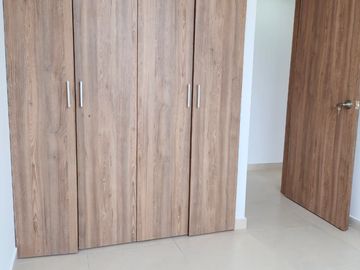 apartamento en arriendo en valle del lili. Cod A7730