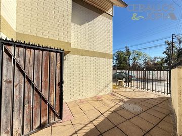 Casa en venta de 5 dorm. en Villa Alemana