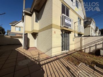 Casa en venta de 5 dorm. en Villa Alemana