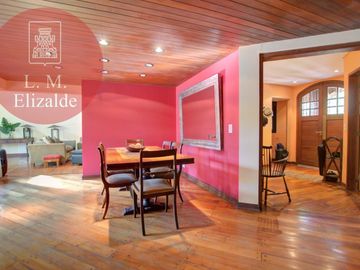 PUNTA CHICA - Casa con Gran Jardín y Pileta - 5Dor - A una cuadra Estación Marina Nueva - Tren de la Costa