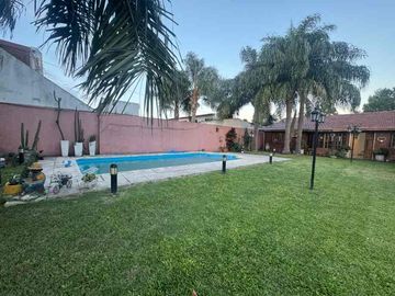 Casa en venta en Villa Bosch