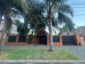 Casa en venta en Villa Bosch