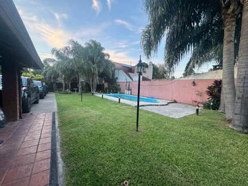 Casa en venta en Villa Bosch