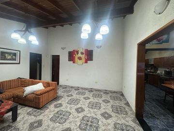 Casa en venta en Villa Bosch