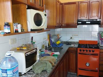 CASA TRES AMBIENTES CON PATIO, EXCELENTE OPOTUNIDAD