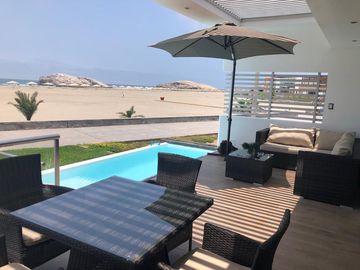 Casa de playa en Condominio Las Palmeras