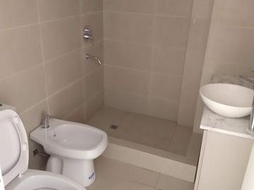 Departamento en planta baja a estrenar con patio Almagro- venta