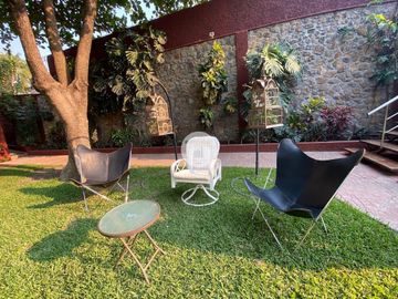 RESIDENCIA EN TEQUESQUITENCO CON EMBARCADERO