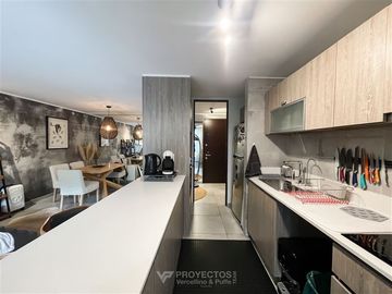 Departamento en venta de 2 dorm. en Lo Barnechea