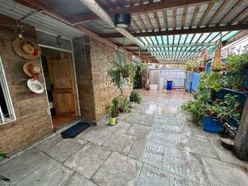 CASA EN ARRIENDO SANTA CECILIA LA FLORIDA