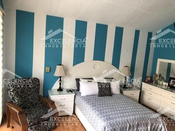 CASA EN VENTA MUY CERCA DE AV.MADERO EN COL. ADOLFO MATEOS, CERCA DEL CENTRO DE