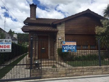 Impecable casa con pileta