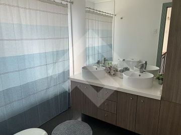 Casa en Venta en Centro Comercial Apumanque