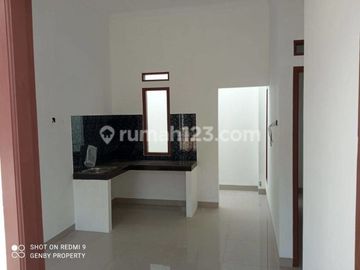 Rumah cluster mewah strategis dan mewah cash