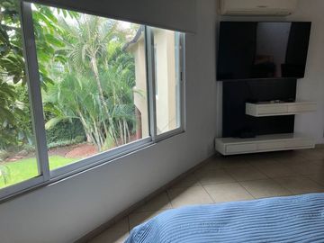 Casa en Fraccionamiento en Sumiya, Jiutepec, Morelos CAEN-812-Fr*