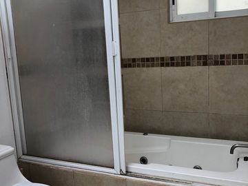 Casa en Fraccionamiento en Sumiya, Jiutepec, Morelos CAEN-812-Fr*