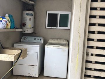 Casa en Fraccionamiento en Sumiya, Jiutepec, Morelos CAEN-812-Fr*
