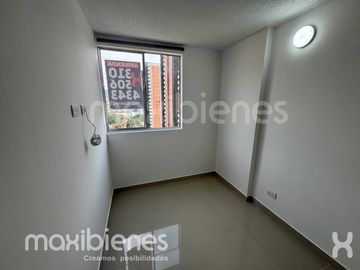 apartamento en arriendo en  los alcázares. Cod A72198