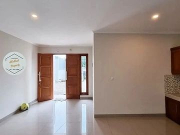 Rumah DiJual Cinere Baru Dalam Komplek Asri Di Cinere