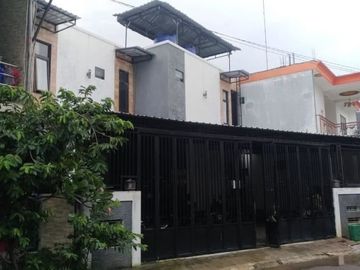 Rumah kos di tembalang sangat profitable untuk investasi.