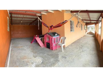 SE VENDE CASA ESQUINERA REMODELADA EN COLINAS DE PACORA