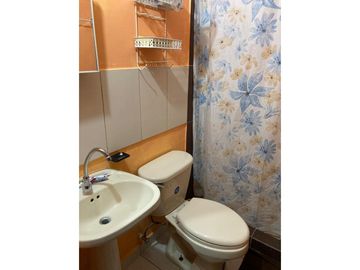 SE VENDE CASA ESQUINERA REMODELADA EN COLINAS DE PACORA